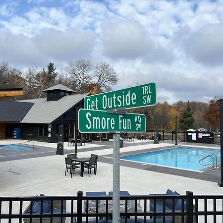 Quarterdeck Resort Nisswa Exterior photo