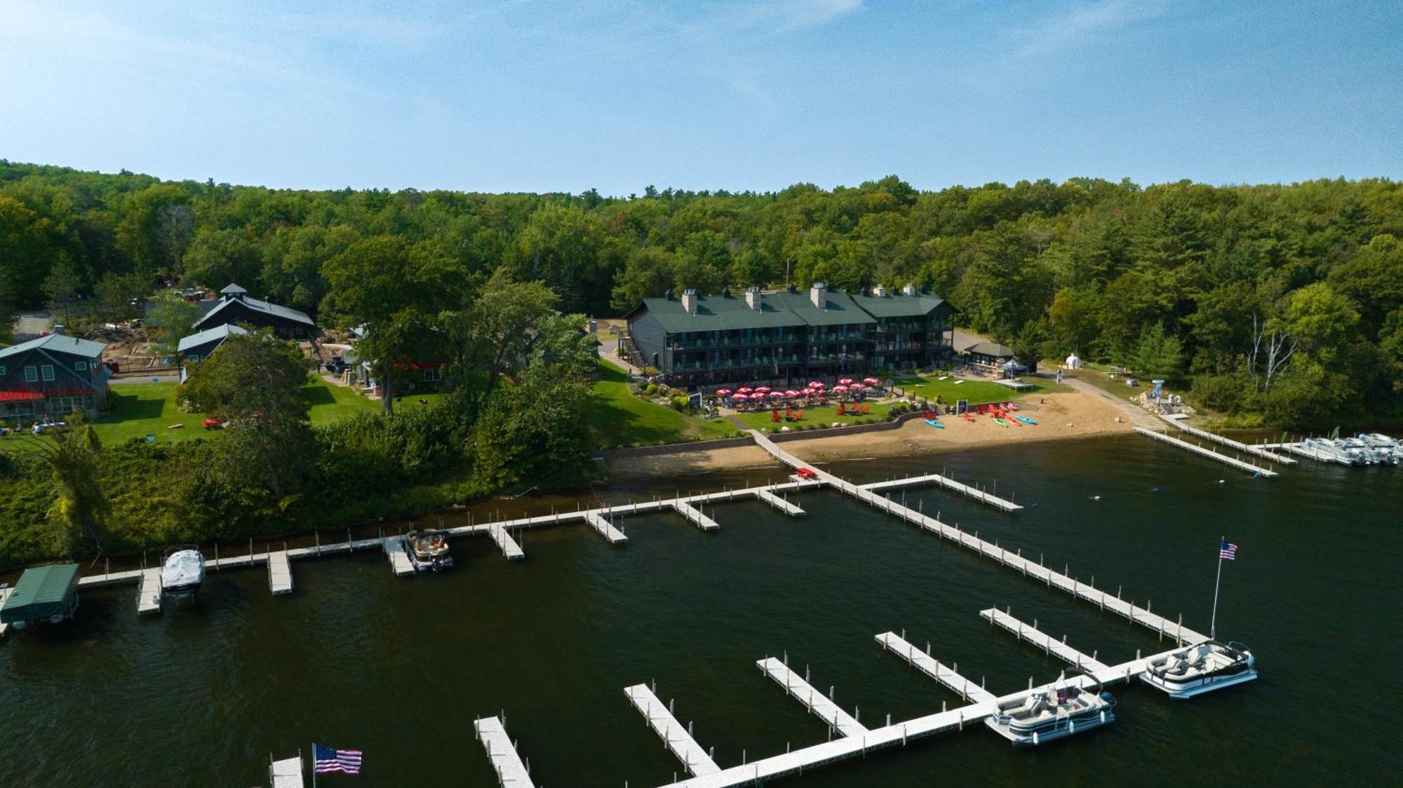 Quarterdeck Resort Nisswa Exterior photo