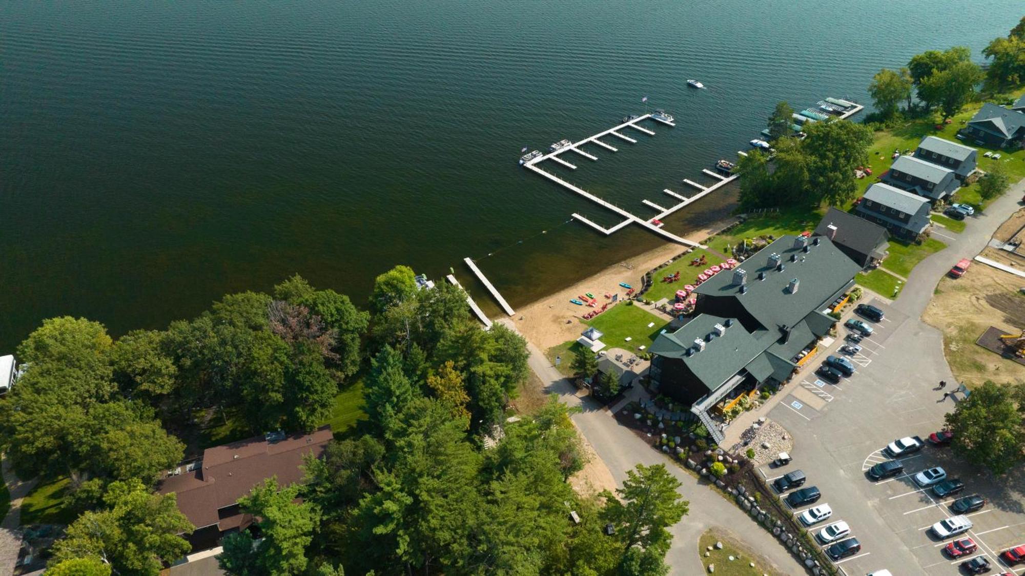 Quarterdeck Resort Nisswa Exterior photo